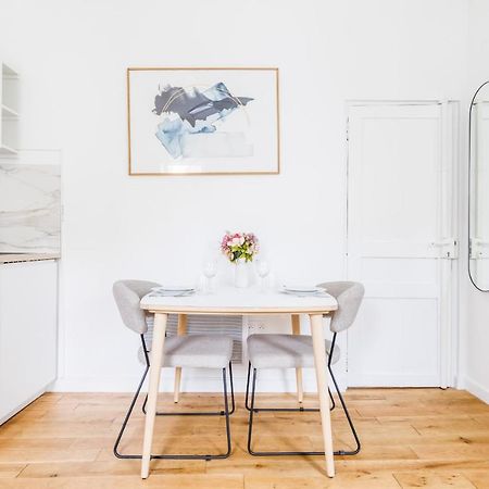 Cosy Apartment - 1Br-4P - Faubourg-Du-Roule Paris Luaran gambar