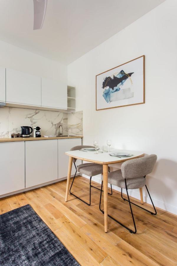 Cosy Apartment - 1Br-4P - Faubourg-Du-Roule Paris Luaran gambar