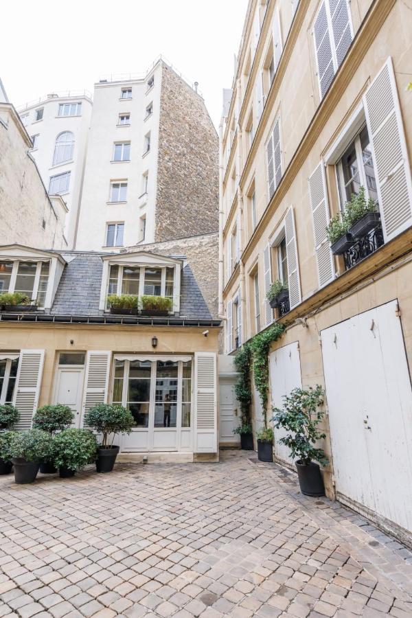Cosy Apartment - 1Br-4P - Faubourg-Du-Roule Paris Luaran gambar